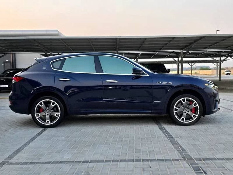 2021 Maserati Levante GRANSPORT thumbnail 8