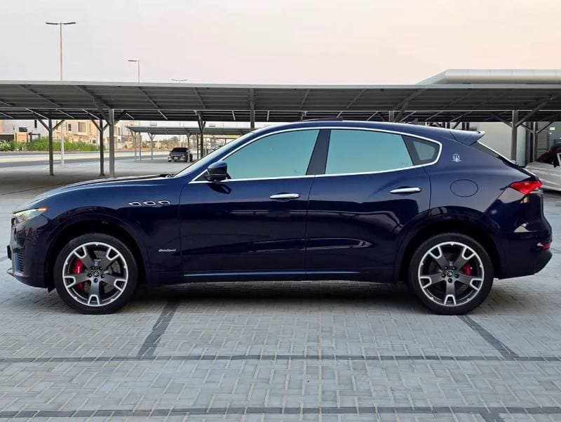 2021 Maserati Levante GRANSPORT thumbnail 7