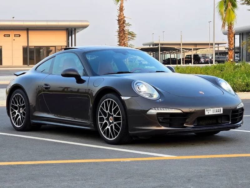 2014 Porsche 911 CARRERA 4