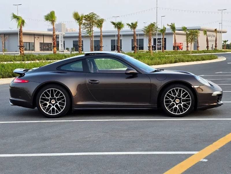 2014 Porsche 911 CARRERA 4 thumbnail 6