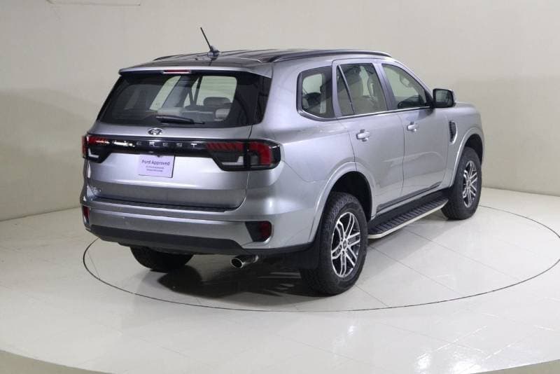 2024 Ford Everest XLT thumbnail 2