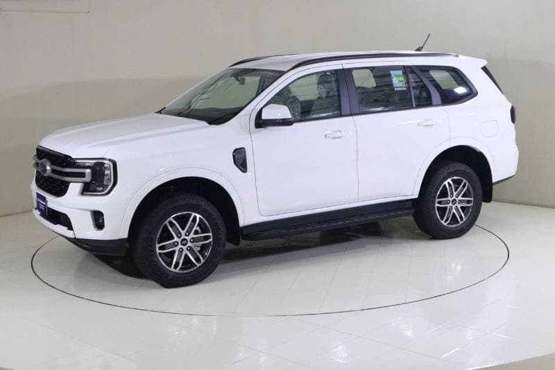 2024 Ford Everest XLS thumbnail 7