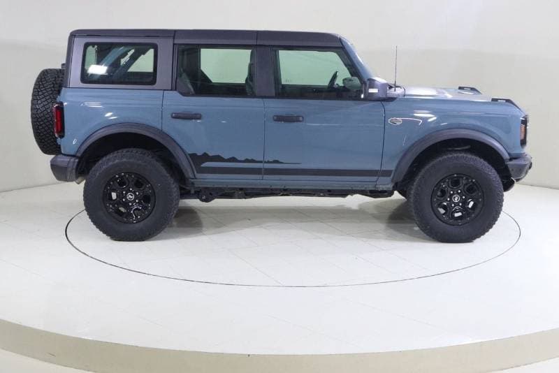 2022 Ford Bronco WILDTRAK thumbnail 3