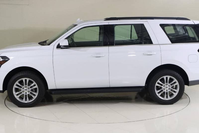 2024 Ford Expedition XLT thumbnail 6