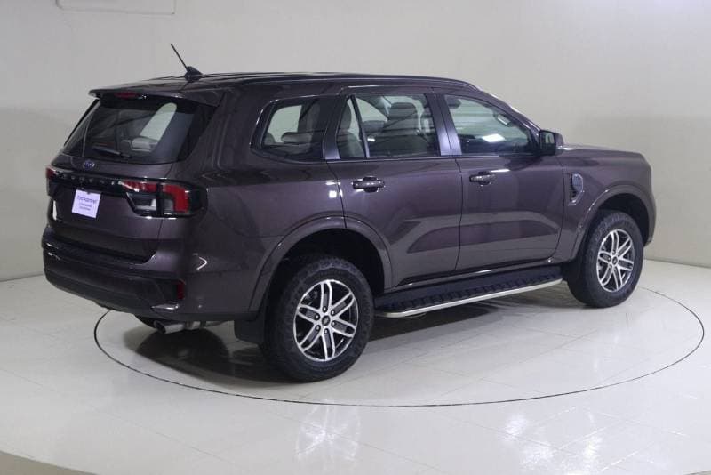 2024 Ford Everest XLT thumbnail 8