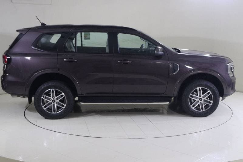 2024 Ford Everest XLT thumbnail 3