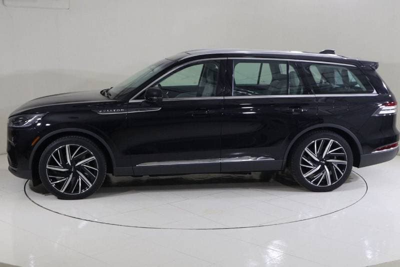 2025 Lincoln Aviator RESERVE thumbnail 4