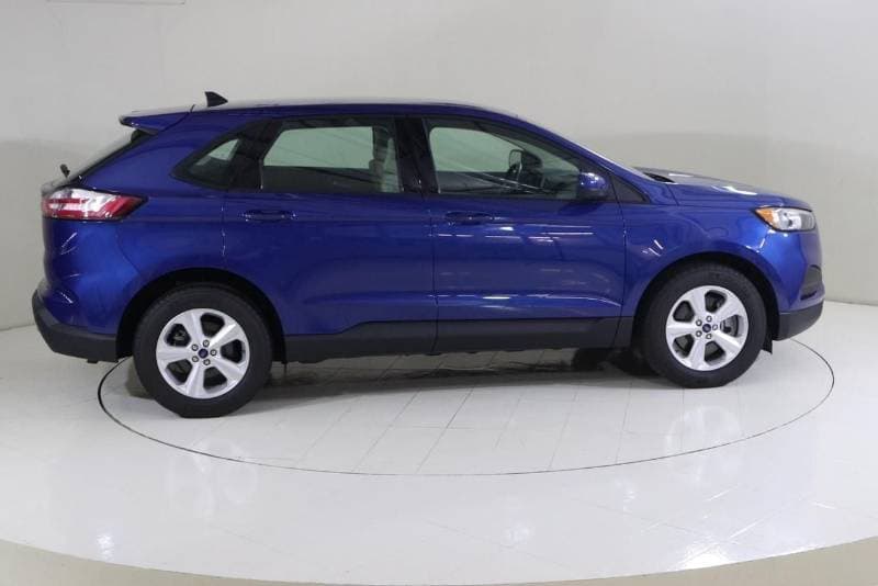 2022 Ford Edge SE thumbnail 4