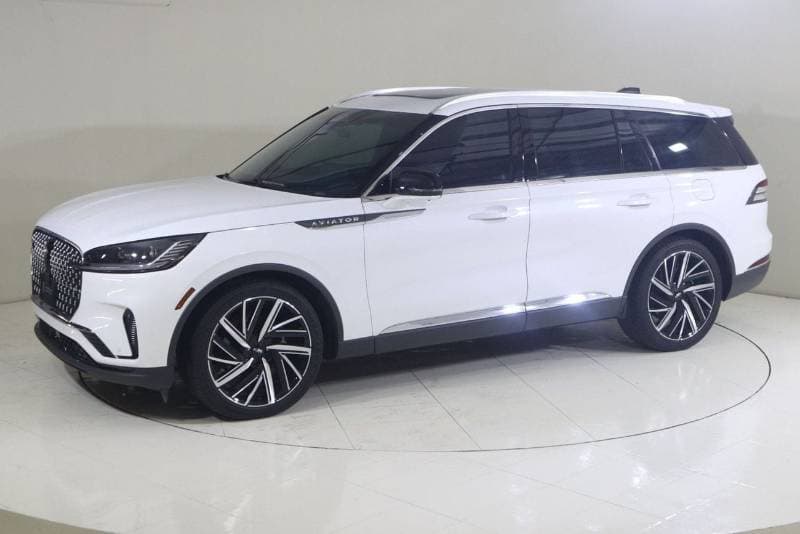 2025 Lincoln Aviator RESERVE thumbnail 6