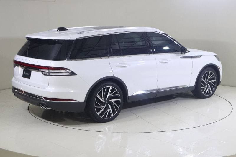 2025 Lincoln Aviator RESERVE thumbnail 8