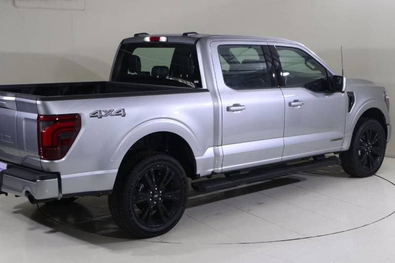 2024 Ford F 150 LARIAT SUPERCREW PB thumbnail 6