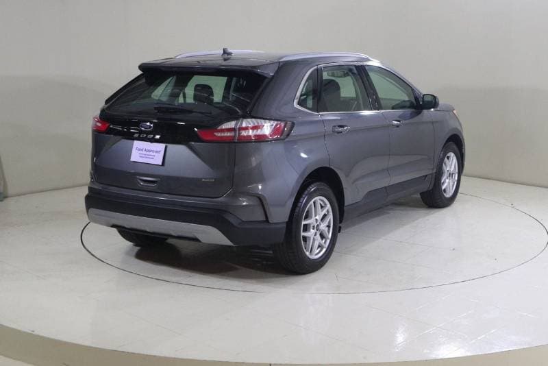 2023 Ford Edge SEL thumbnail 2