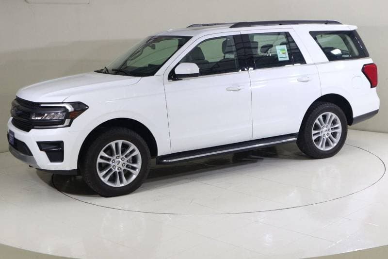2023 Ford Expedition XLT thumbnail 8