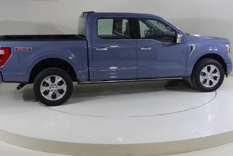 2023 Ford F 150 PLATINUM CREW CAB thumbnail 4