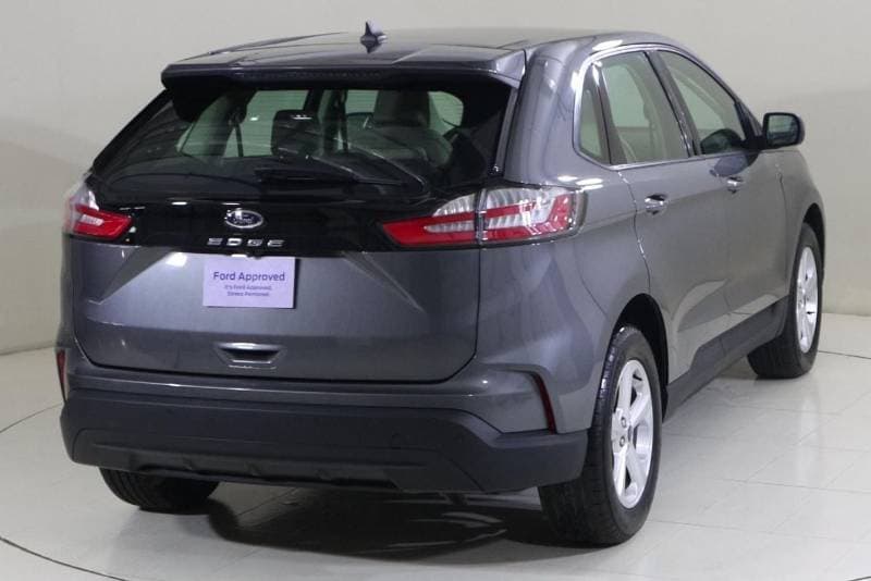 2022 Ford Edge SE thumbnail 2