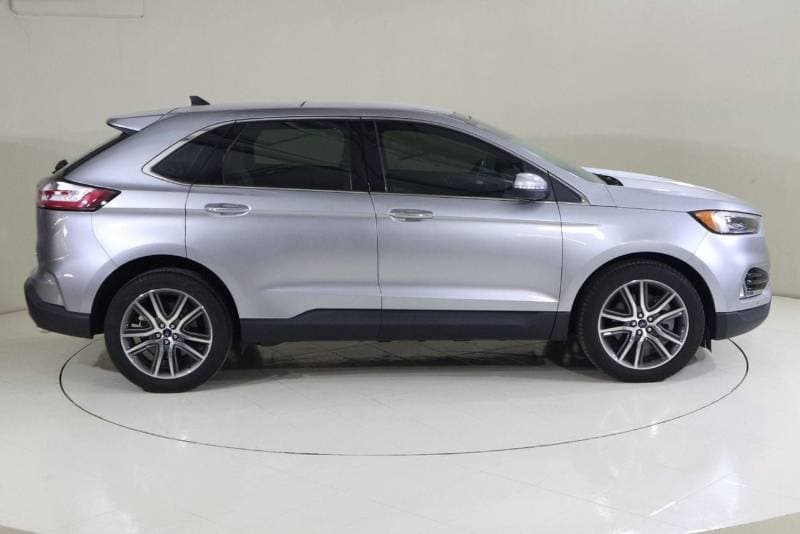 2022 Ford Edge TITANIUM thumbnail 3