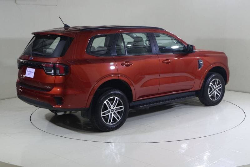 2024 Ford Everest XLT thumbnail 8