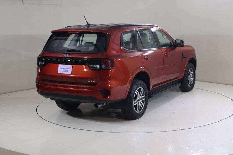 2024 Ford Everest XLS thumbnail 2