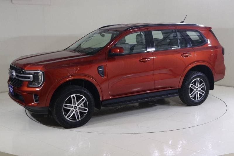 2024 Ford Everest XLS thumbnail 7