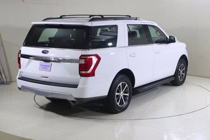 2021 Ford Expedition XLT thumbnail 2