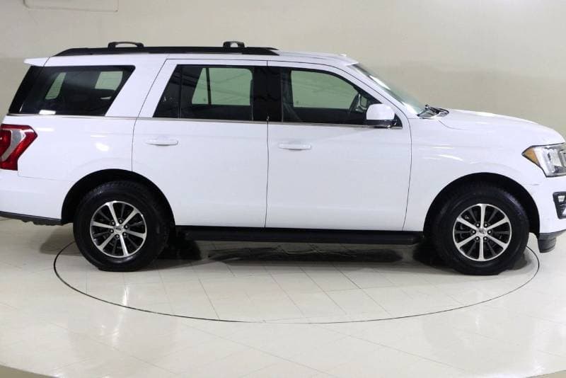 2021 Ford Expedition XLT thumbnail 3