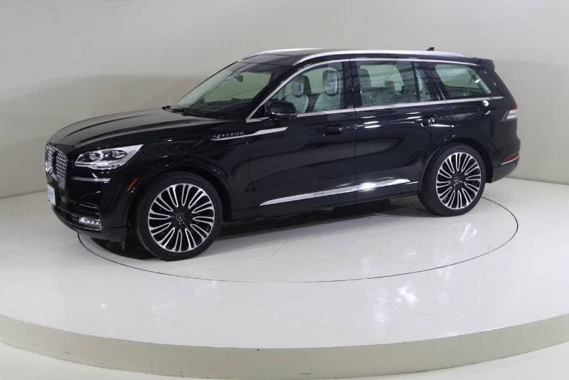 2023 Lincoln Aviator PRESIDENTIAL thumbnail 6