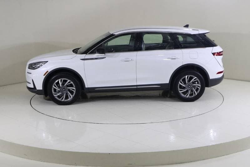 2023 Lincoln Corsair STANDARD AWD thumbnail 3
