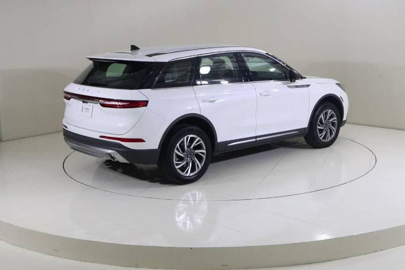 2023 Lincoln Corsair STANDARD AWD thumbnail 7