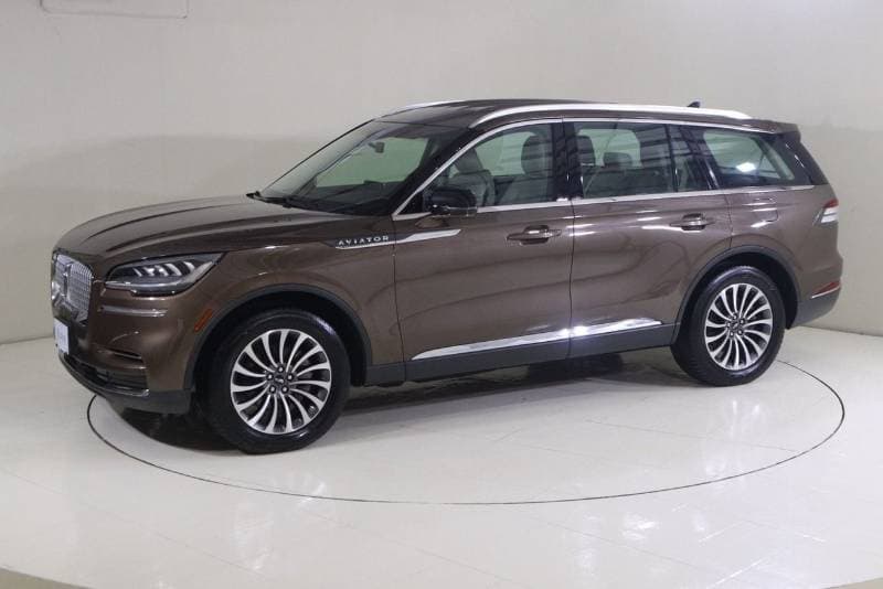 2022 Lincoln Aviator STANDARD thumbnail 5