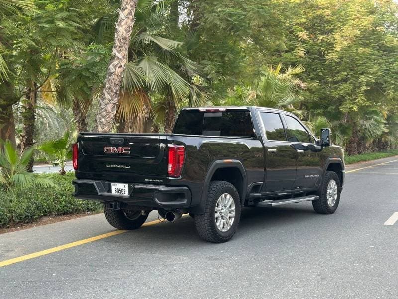2023 GMC Sierra DENALI thumbnail 2
