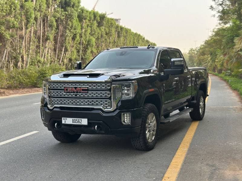 2023 GMC Sierra DENALI thumbnail 3