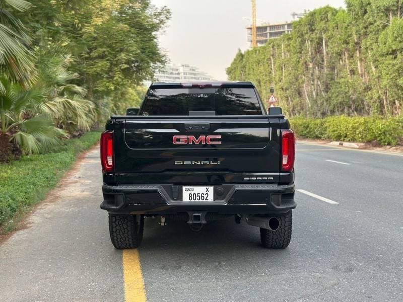 2023 GMC Sierra DENALI thumbnail 5