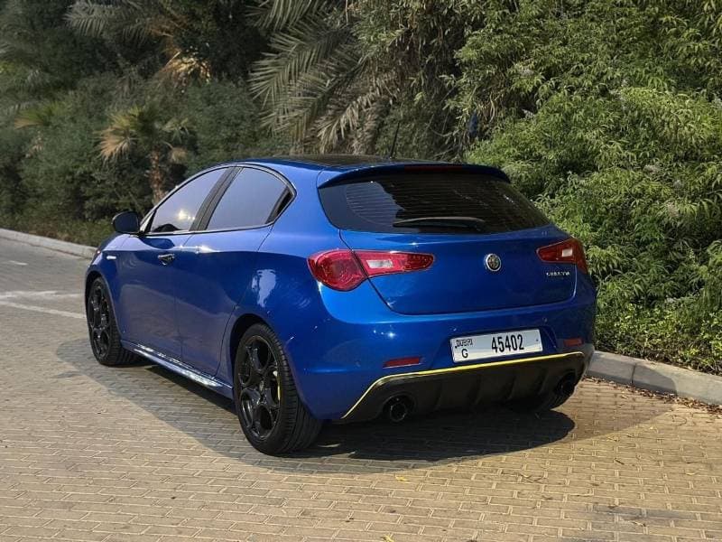 2021 Alfa Romeo Giulietta Veloce thumbnail 4