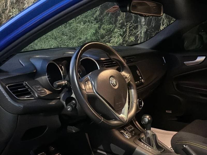 2021 Alfa Romeo Giulietta Veloce thumbnail 8