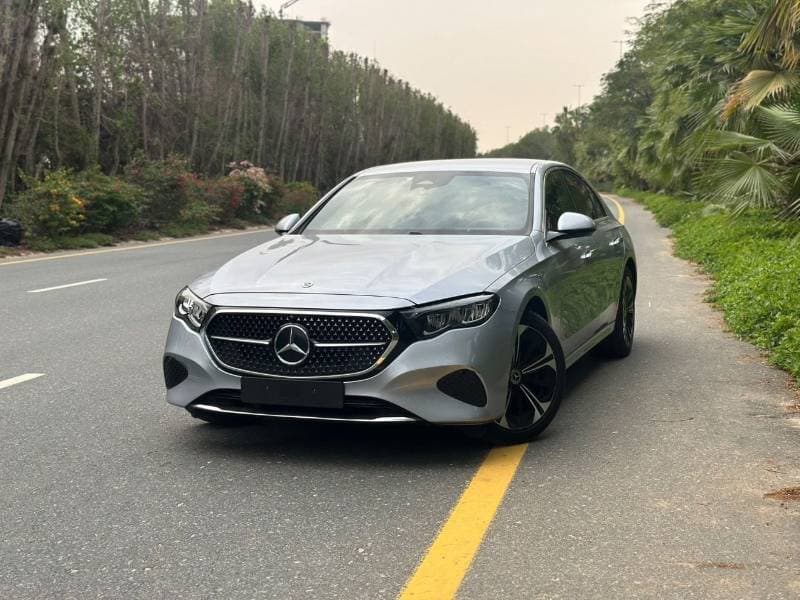 2025 Mercedes Benz E300 Diesel Plug in Hybrid
