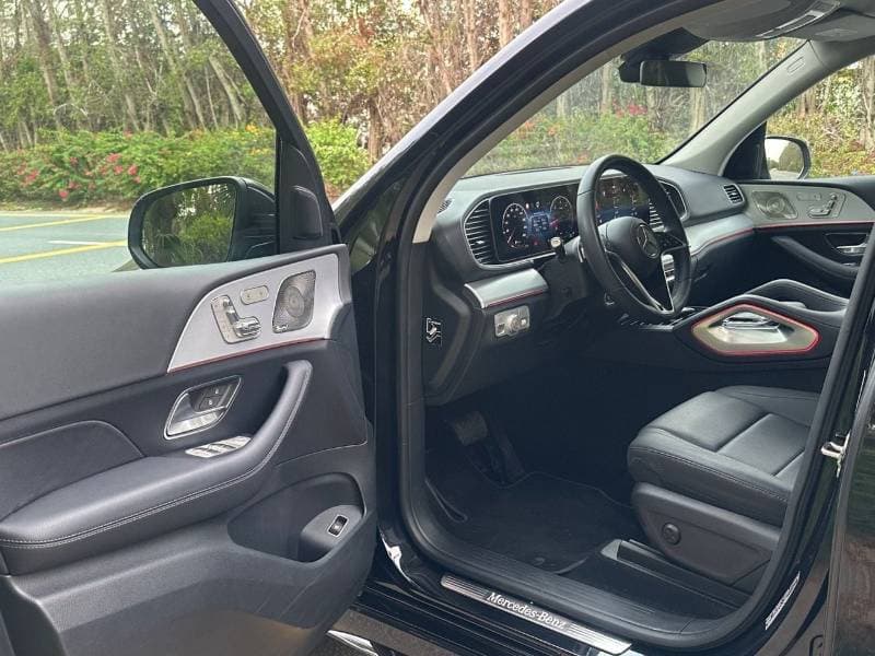 2025 Mercedes Benz GLE 300 thumbnail 8