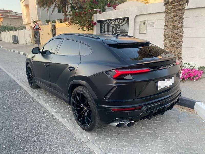 2021 Lamborghini Urus STANDARD thumbnail 8