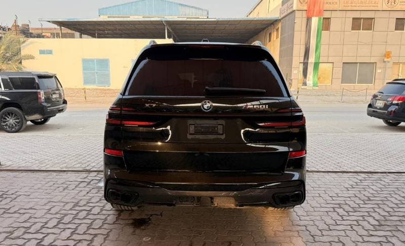 2025 BMW X7 M60i XDRIVE thumbnail 3