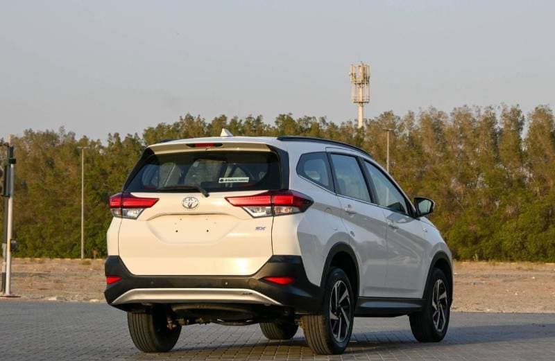 2023 Toyota Rush EX thumbnail 6