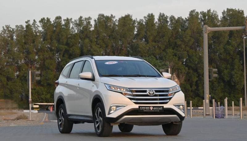 2023 Toyota Rush EX thumbnail 2