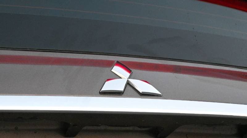 2018 Mitsubishi Eclipse thumbnail 8