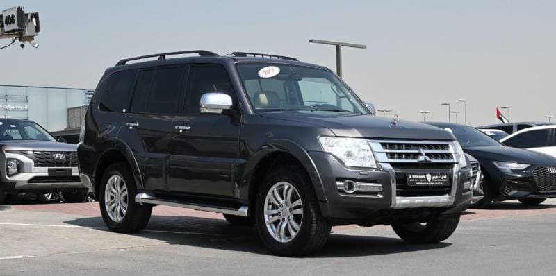 2017 Mitsubishi Pajero GLS H/L PLATINUM thumbnail 2