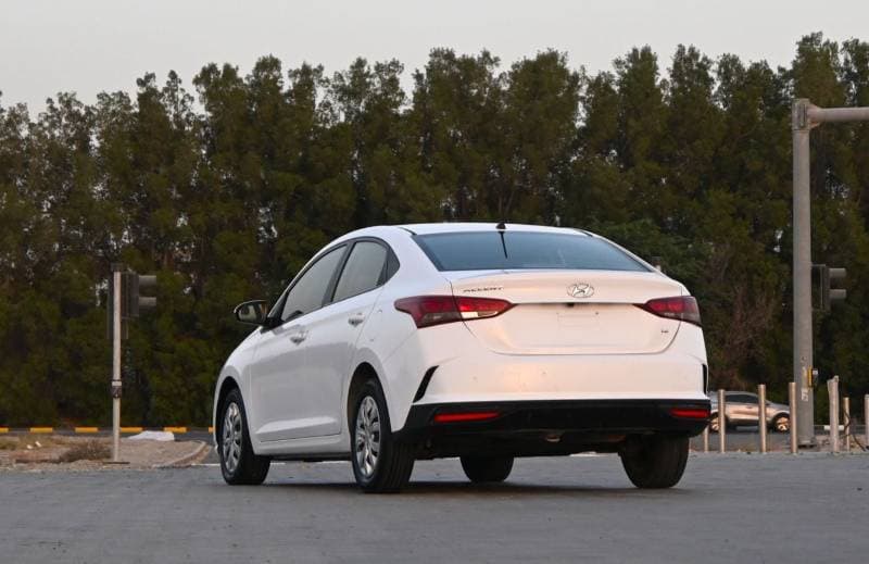 2023 Hyundai Accent GL thumbnail 6