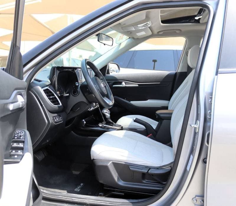 2021 Kia Seltos EX thumbnail 8