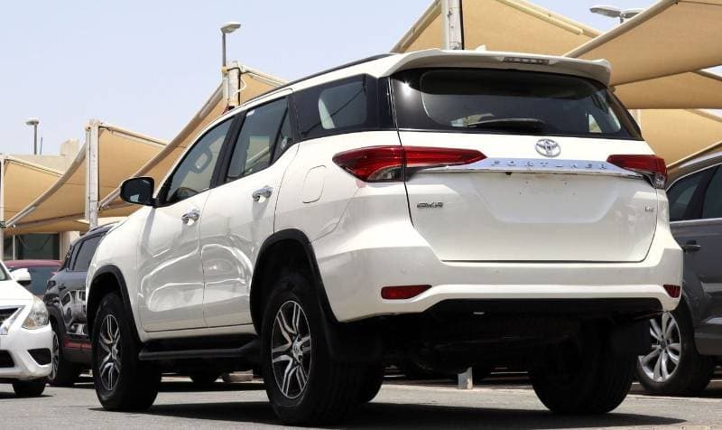 2022 Toyota Fortuner GXR thumbnail 5