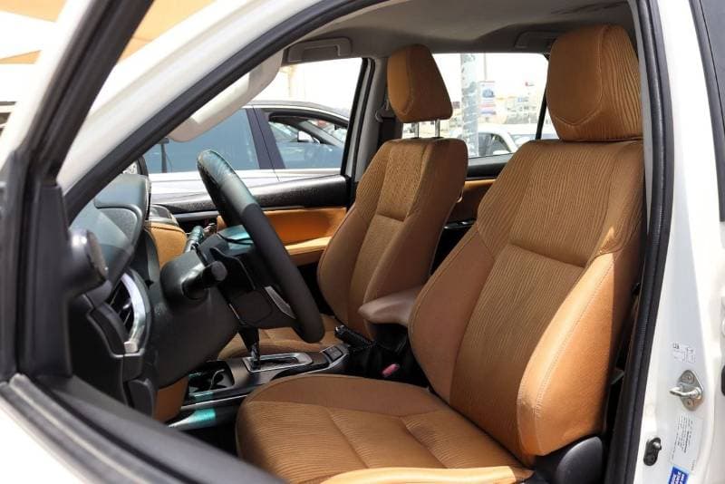 2022 Toyota Fortuner GXR thumbnail 8