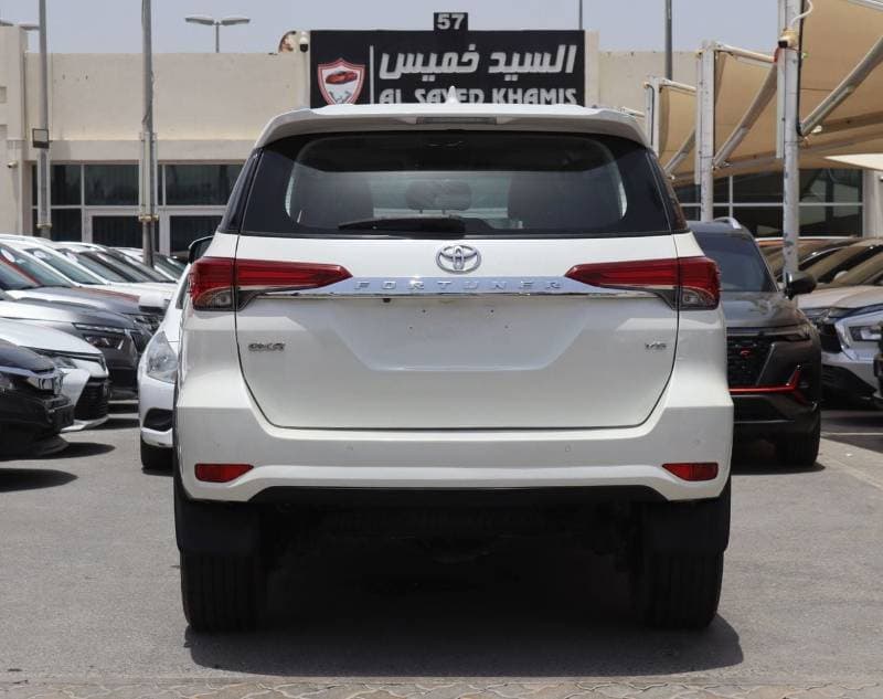 2022 Toyota Fortuner GXR thumbnail 4