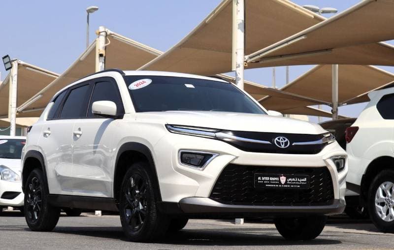 2024 Toyota Urban Cruiser GLX thumbnail 2