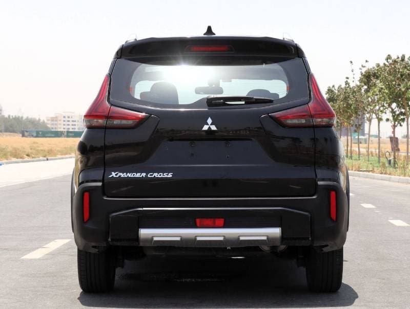 2023 Mitsubishi Xpander Cross PREMIUM thumbnail 6