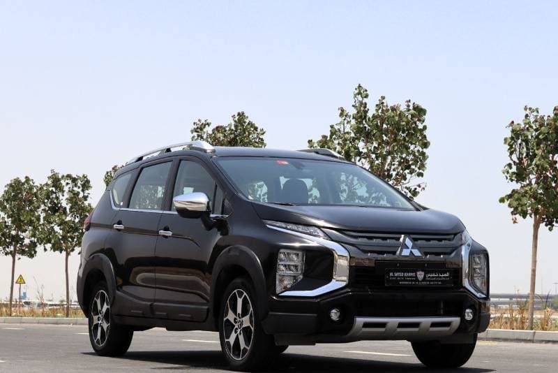 2023 Mitsubishi Xpander Cross PREMIUM thumbnail 3